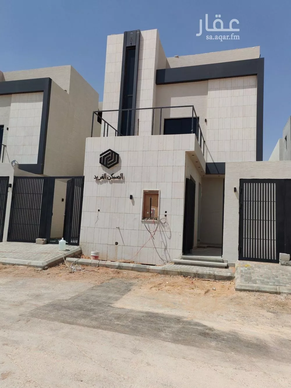 فيلا 5 غرف في الرمال 1