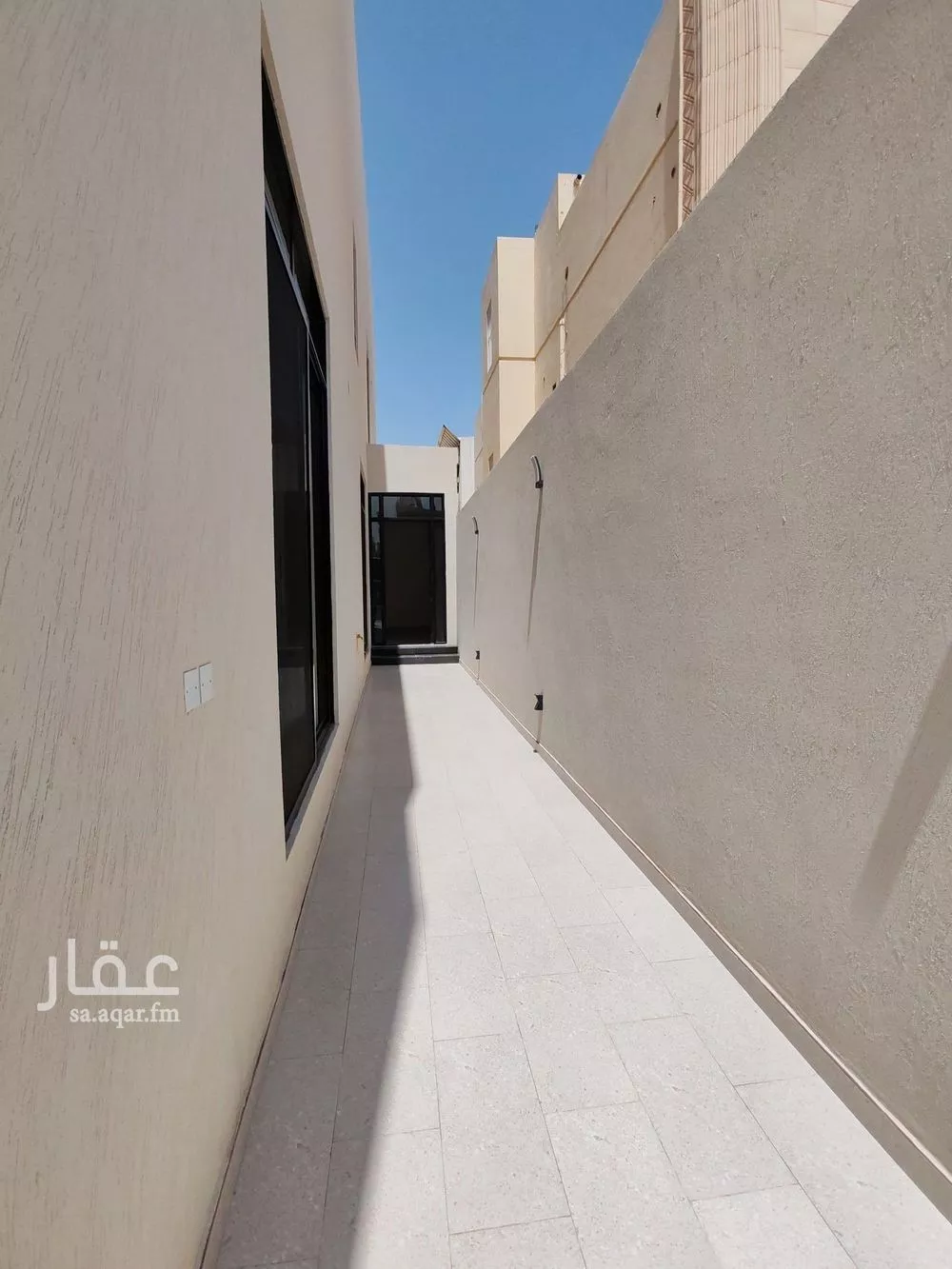 دور 5 غرف في الخليج 3