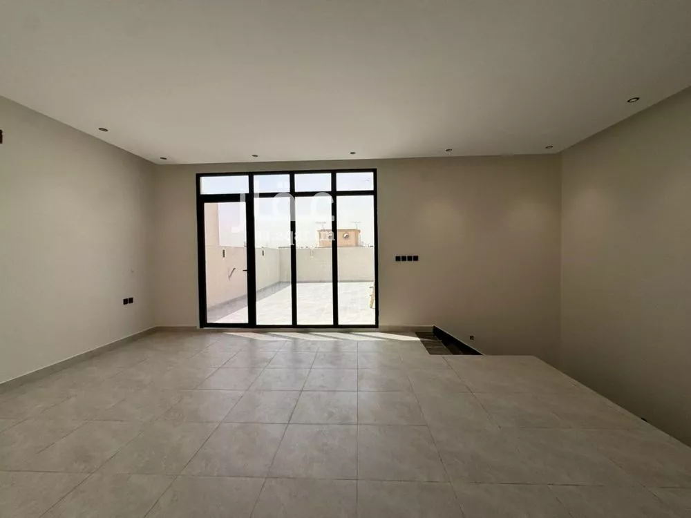 6 bedroom villa in King Faisal, Riyadh 13