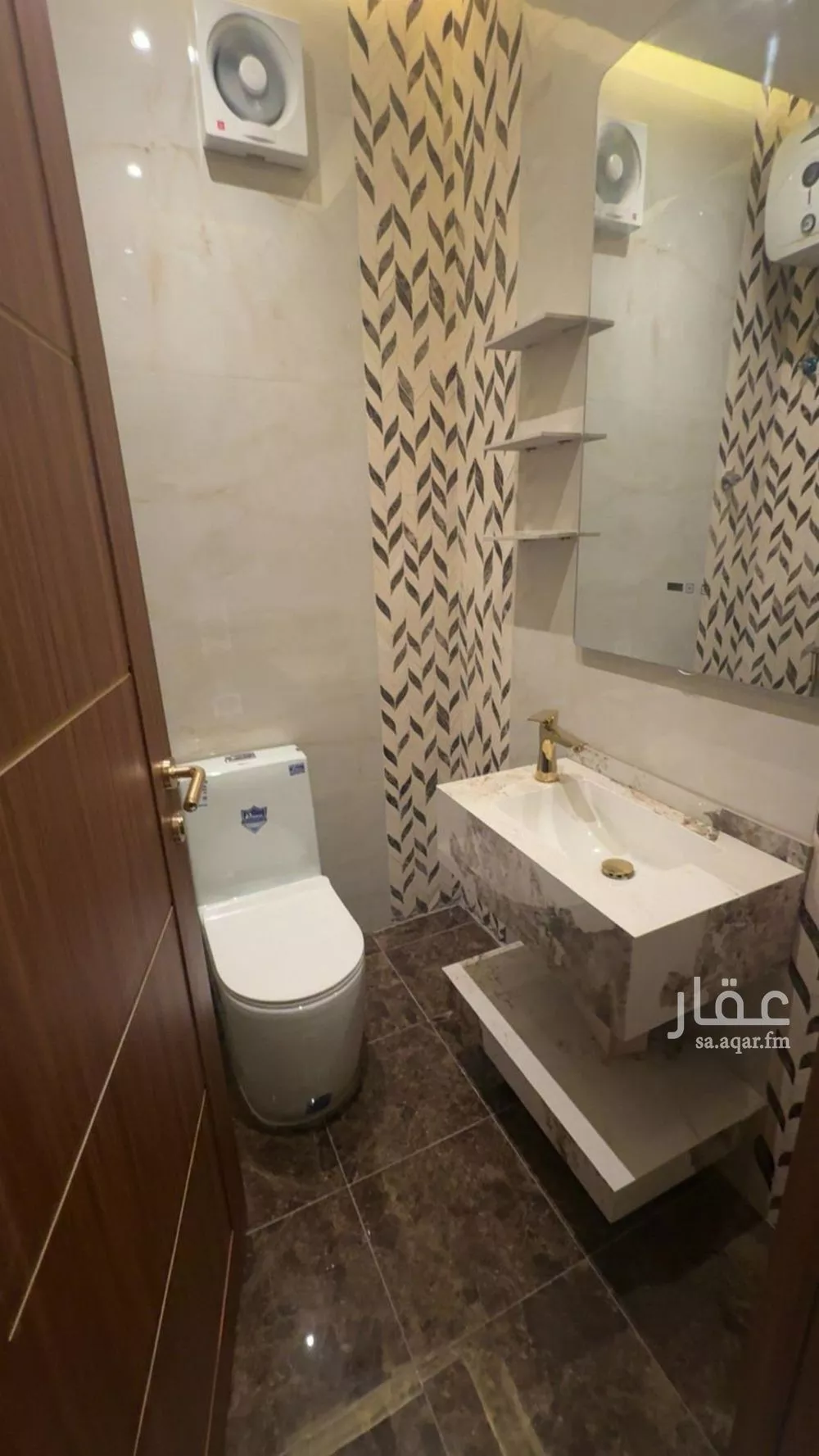 شقة 3 غرف في الروضة 3