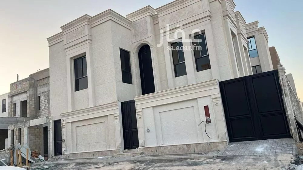 3 bedroom floor in Al Mahdiyyah 1