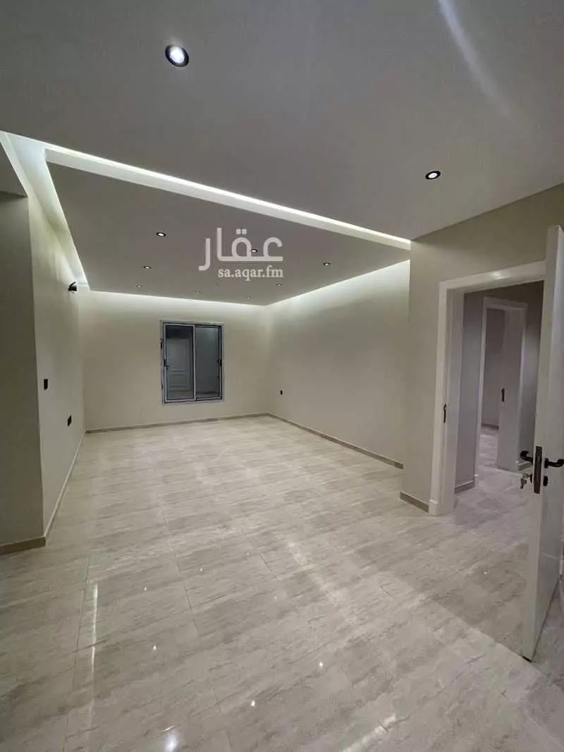 شقة 3 غرف في الحمرا 1