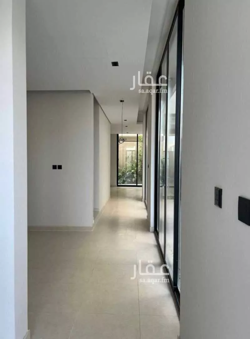 5 bedroom villa in Al Aridh 4