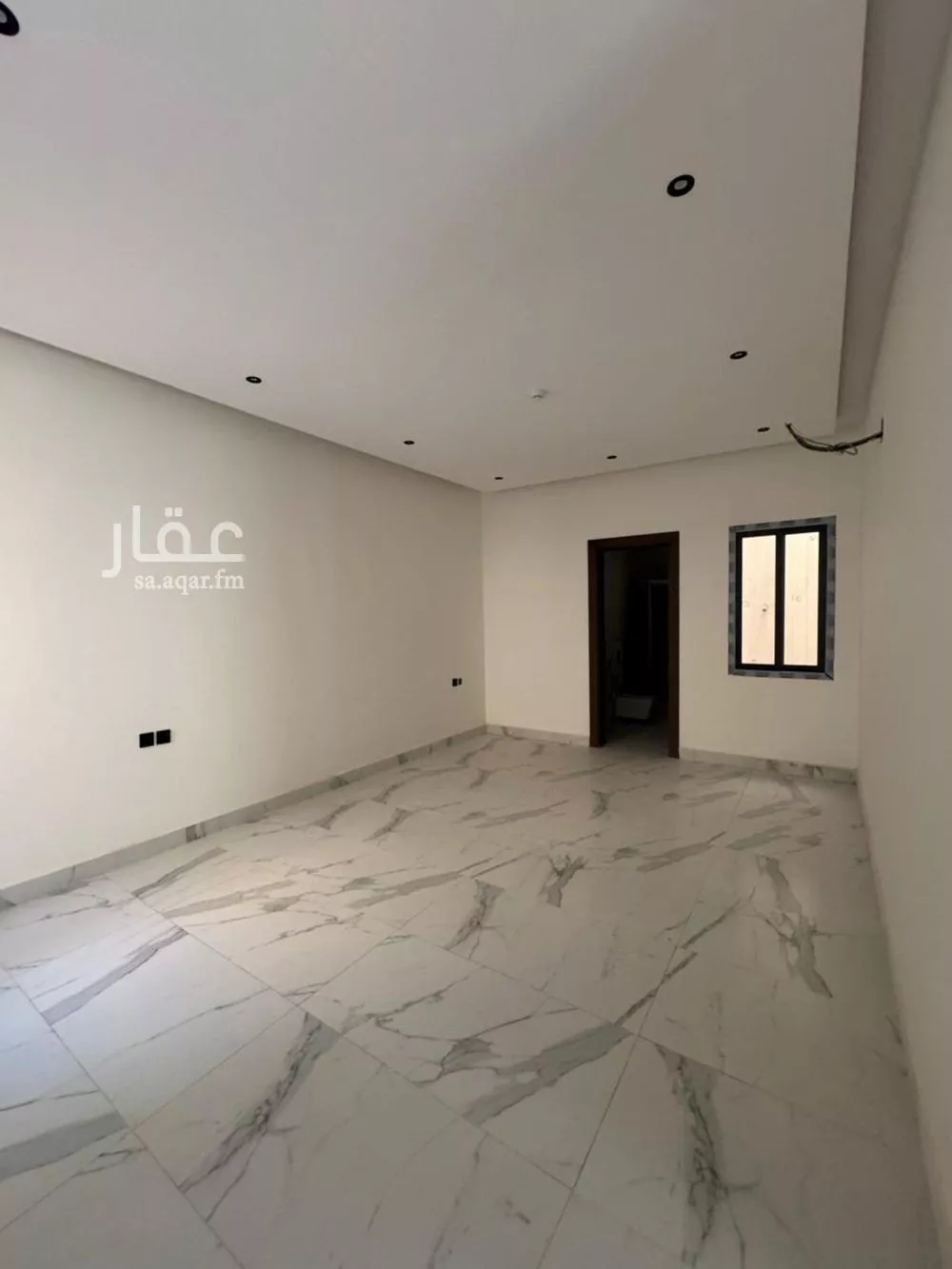 عمارة 1326 م² في القادسية 3