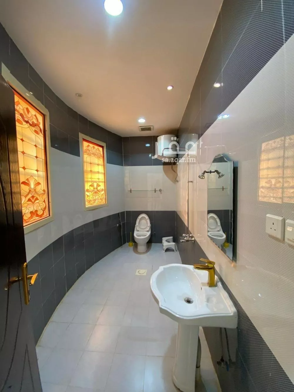 10 bedroom villa in Al Yarmouk, Riyadh 14