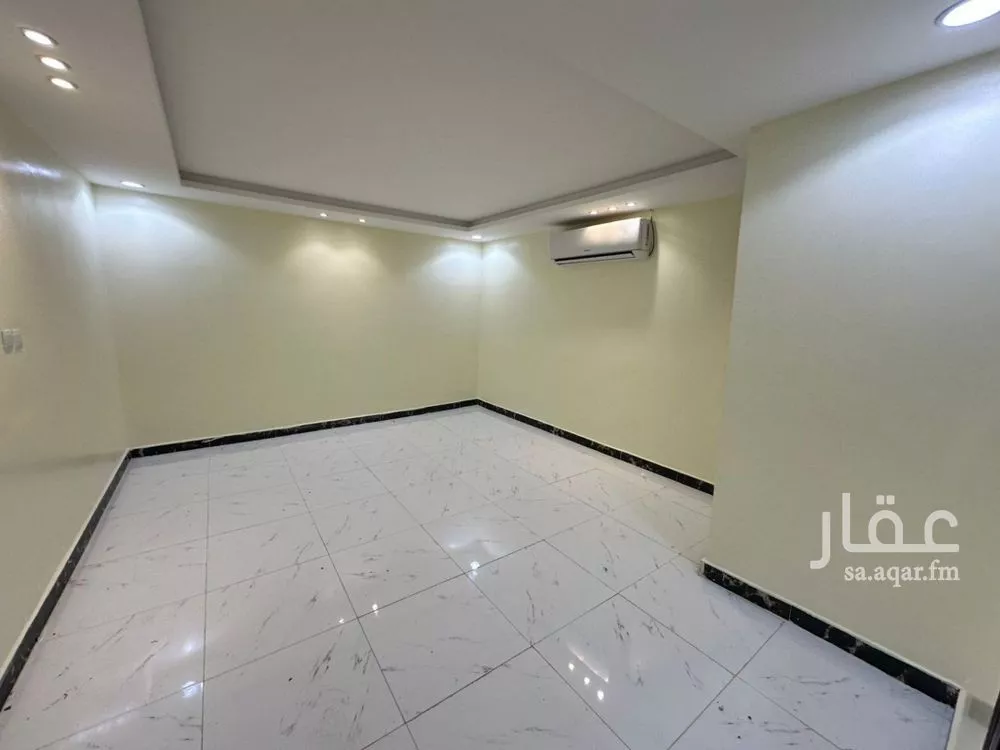 1 bedroom apartment in Al Khaleej