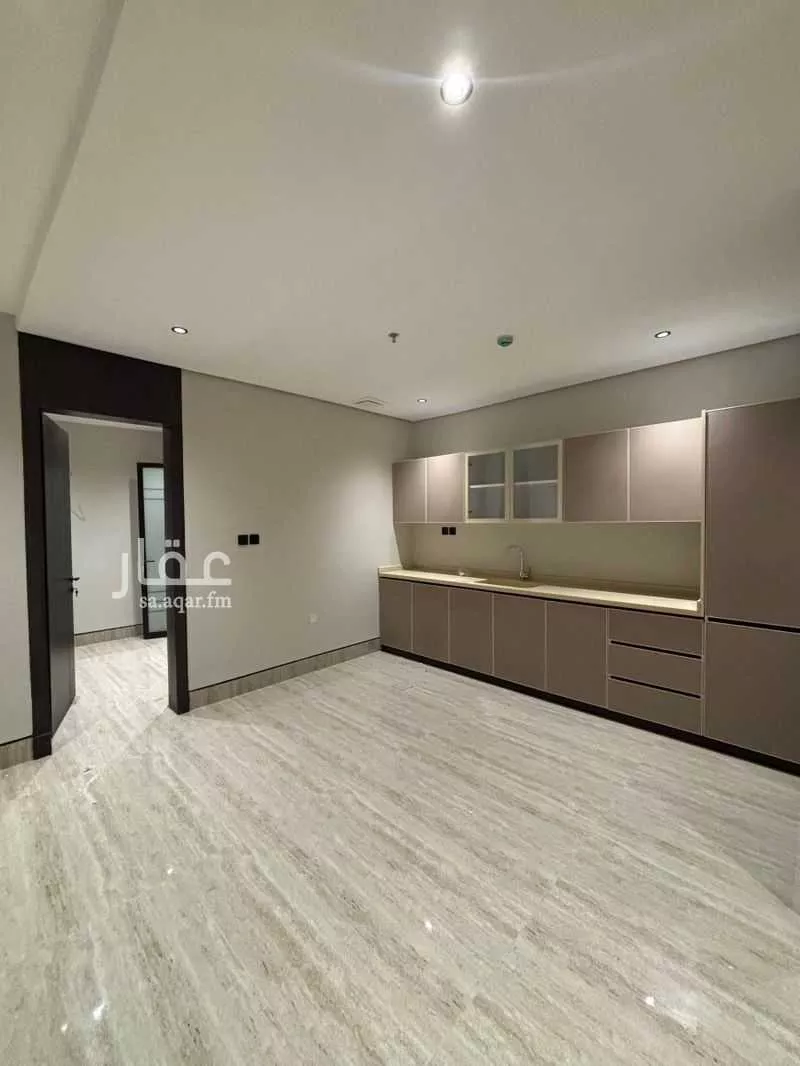 3 bedroom apartment in Dahiat King Fahd, Eastern Province 8