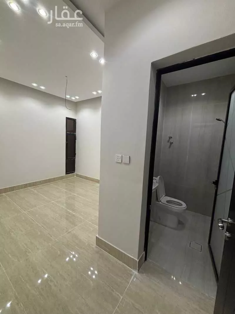 6 bedroom villa in Dahiat King Fahd, Eastern Province 10