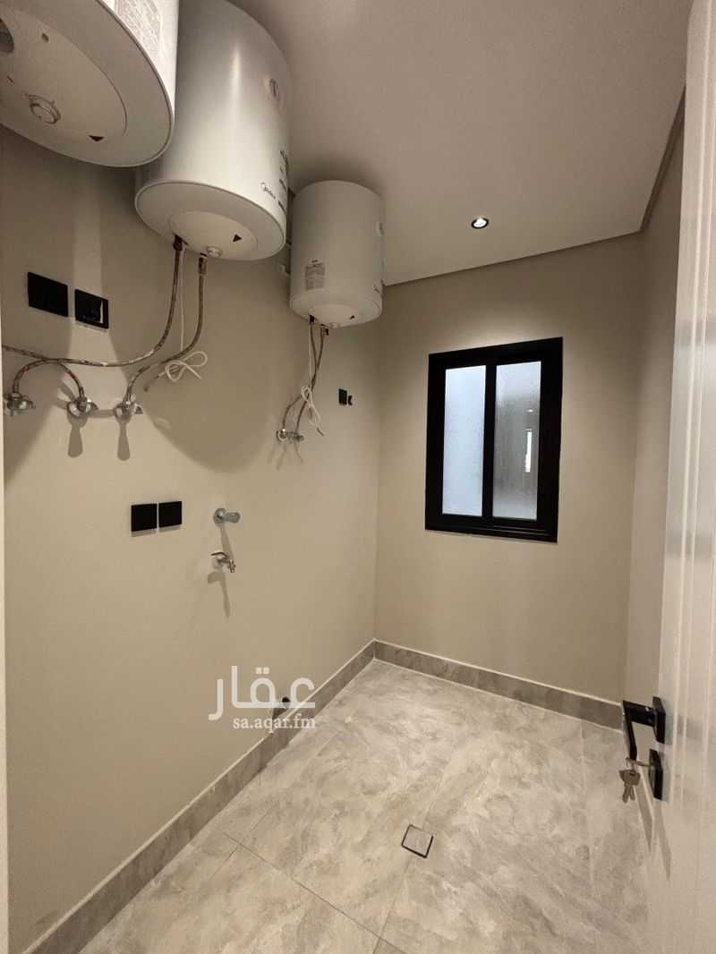 4 bedroom apartment in Az Zuhur, Eastern Province 7