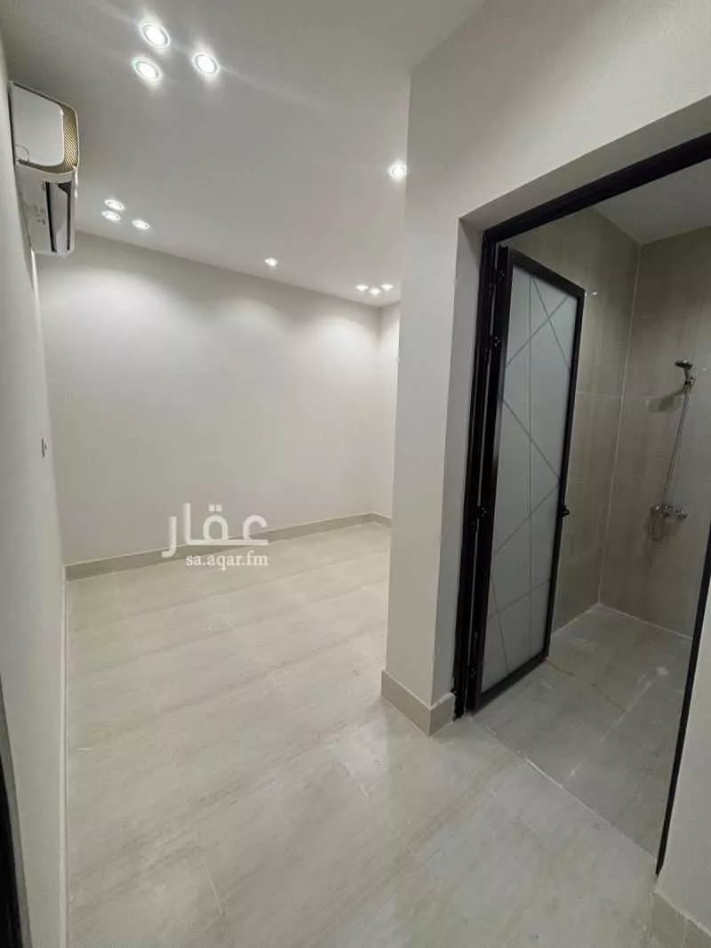 6 bedroom villa in Dahiat King Fahd, Eastern Province 12