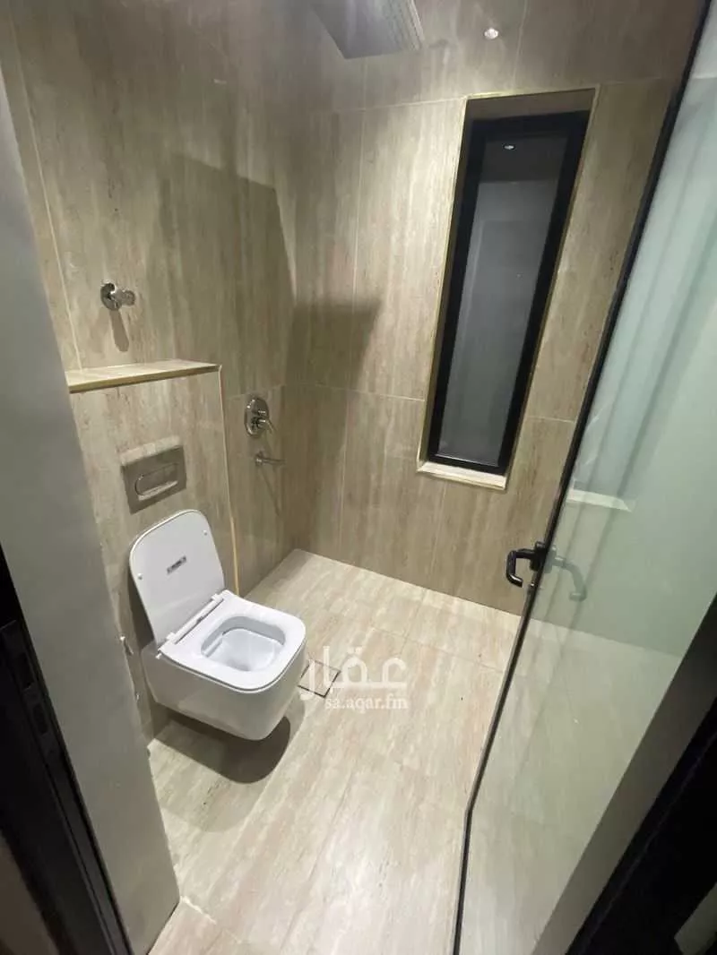 شقة 5 غرف في ضاحية الملك فهد 3