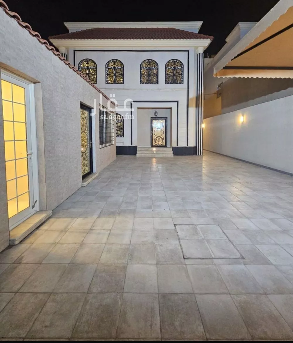 فيلا 7 غرف في الشراع 3