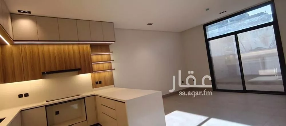 5 bedroom villa in Al Rimal 5