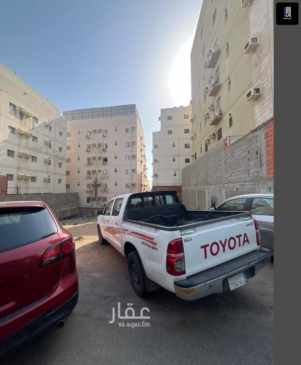 648 sqm land in Al Nakheel 2