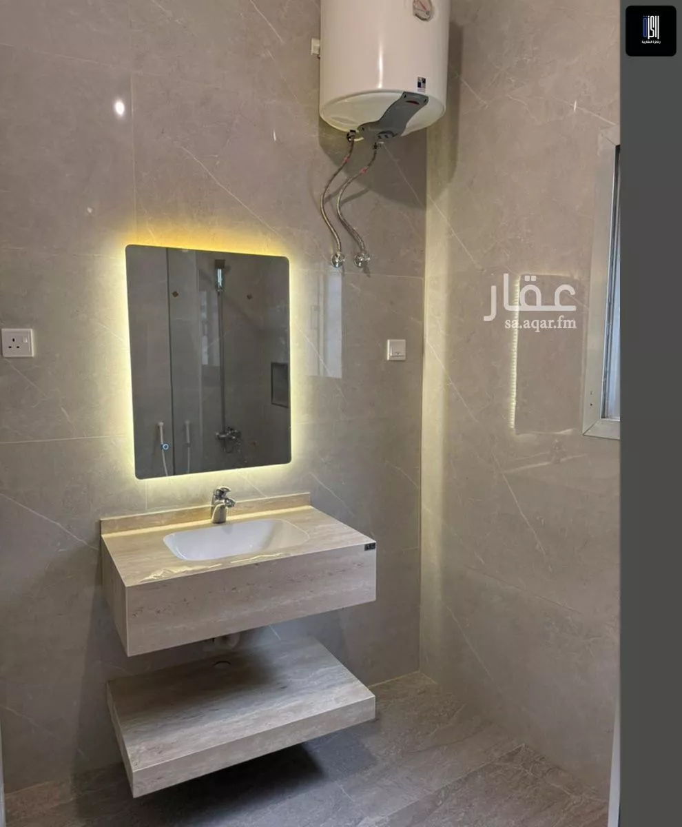 2 bedroom apartment in Al Murjan 5