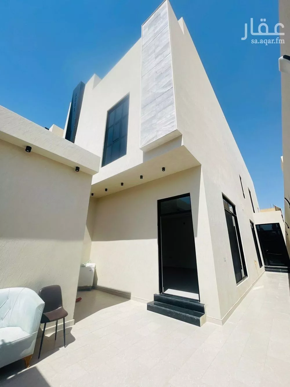 4 bedroom floor in Al Khaleej 2