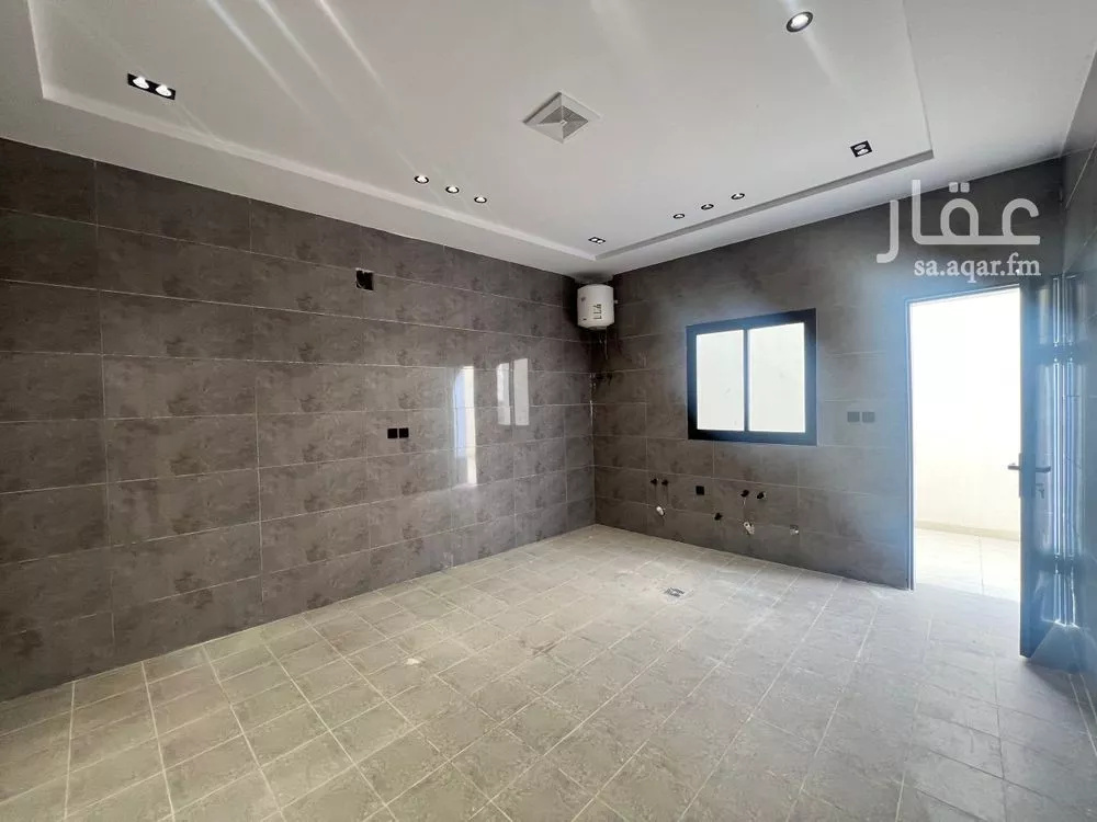 4 bedroom villa in Al Janadriyah, Riyadh 6