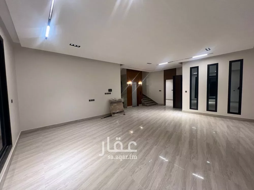 فيلا 5 غرف في الرمال 5