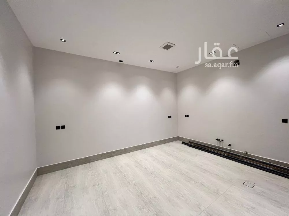 4 bedroom villa in Ash Sharq, Riyadh 11