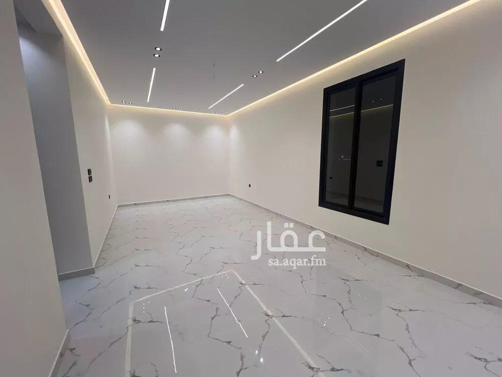 3 bedroom floor in Al Janadriyah 4