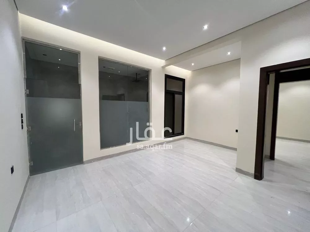 4 bedroom villa in Al Janadriyah, Riyadh 17