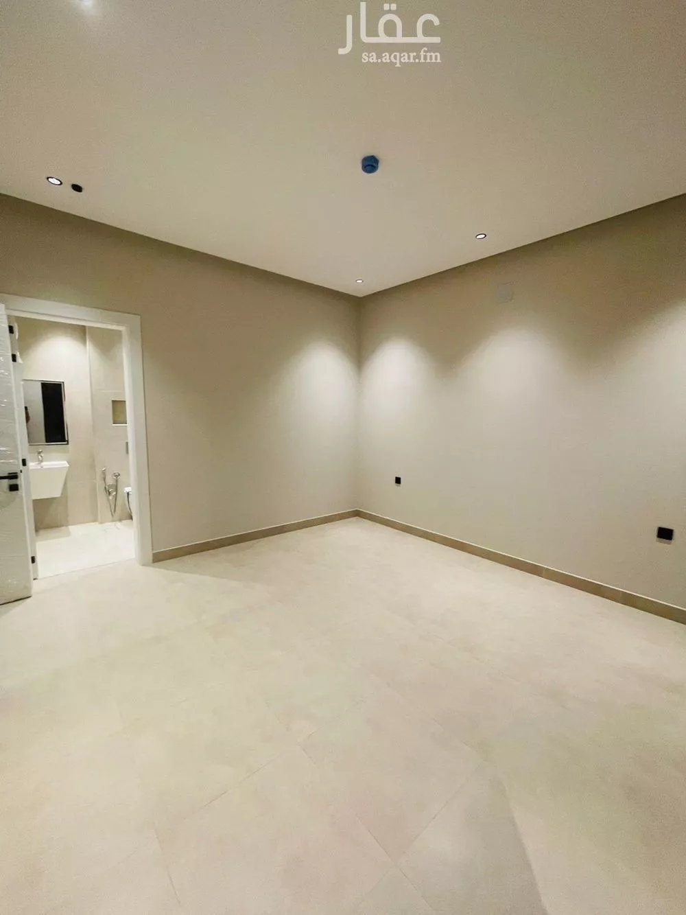 3 bedroom apartment in Qurtubah, Riyadh 15