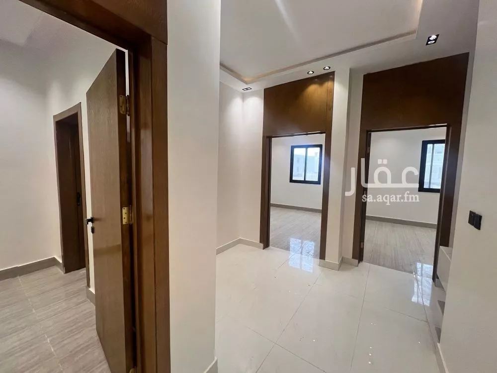 4 bedroom villa in Al Janadriyah, Riyadh 9