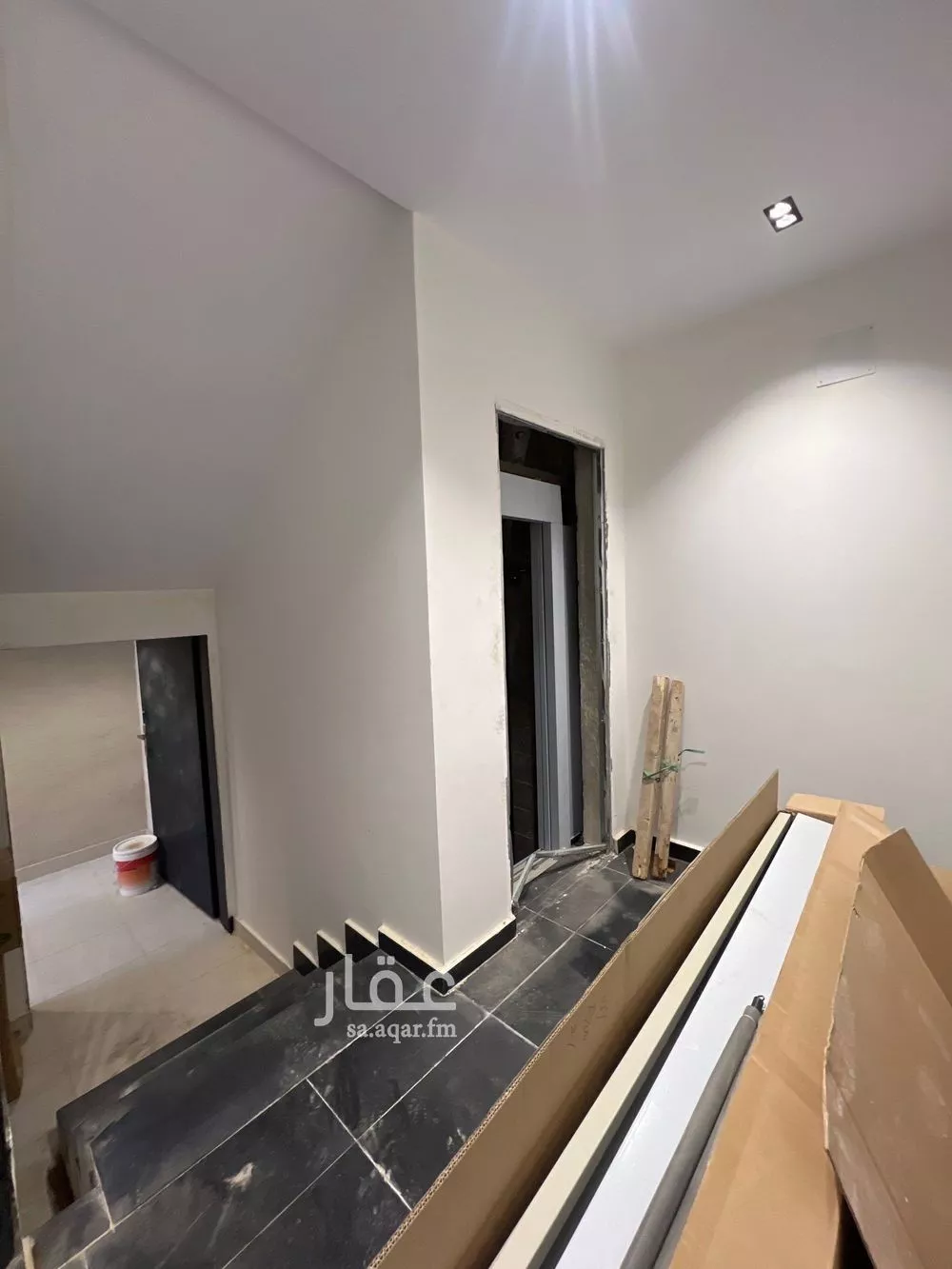 3 bedroom floor in Al Janadriyah 5