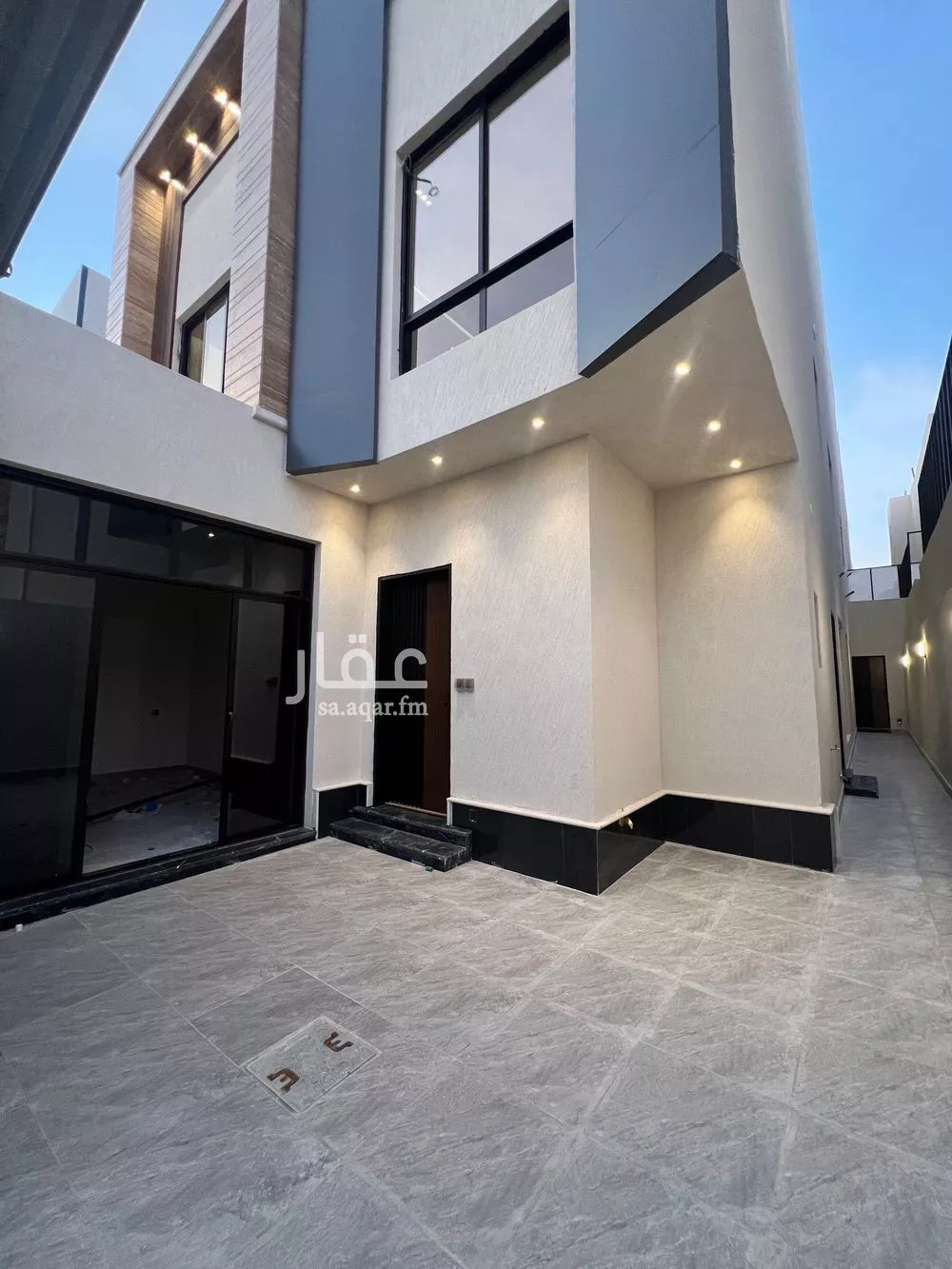 3 bedroom floor in Al Rimal 2