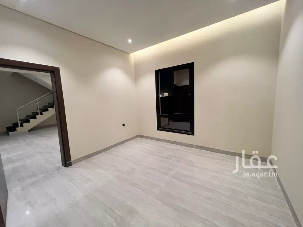 4 bedroom villa in Al Janadriyah, Riyadh 7