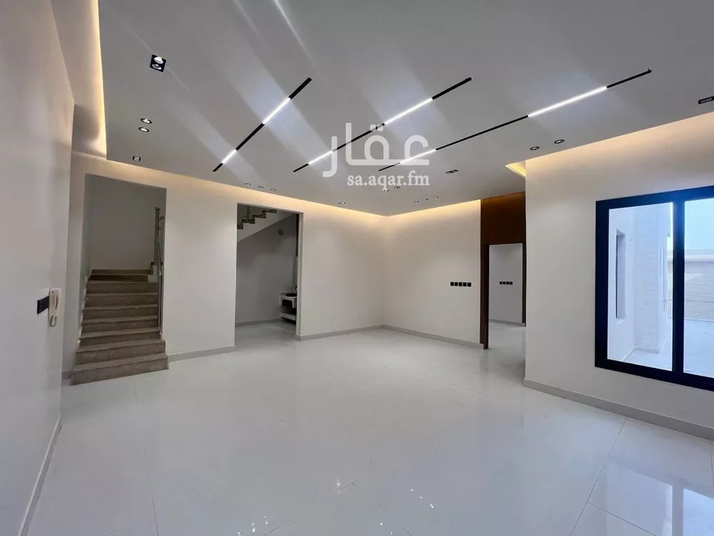4 bedroom villa in Al Janadriyah, Riyadh 10