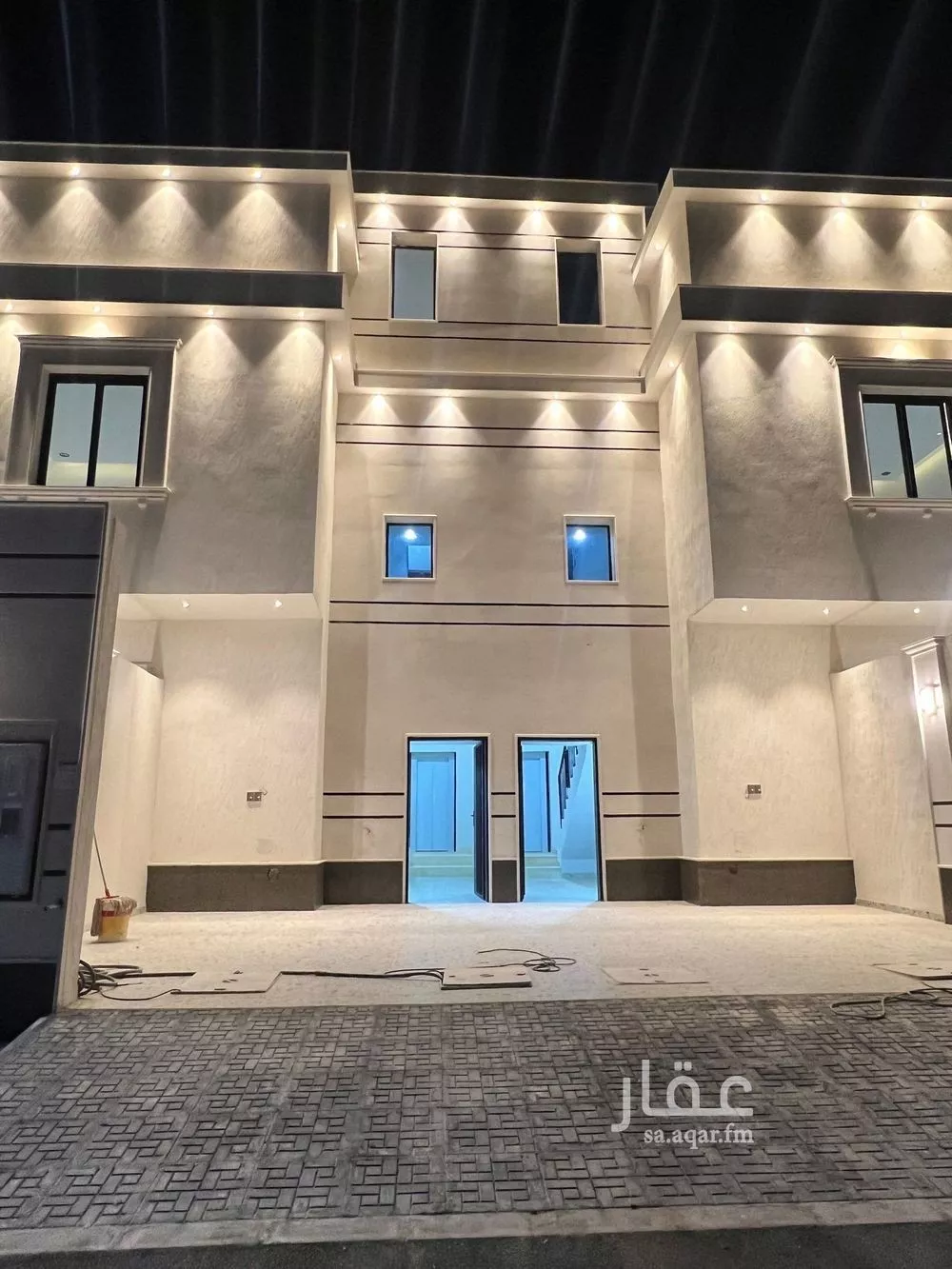3 bedroom floor in Al Rimal 1