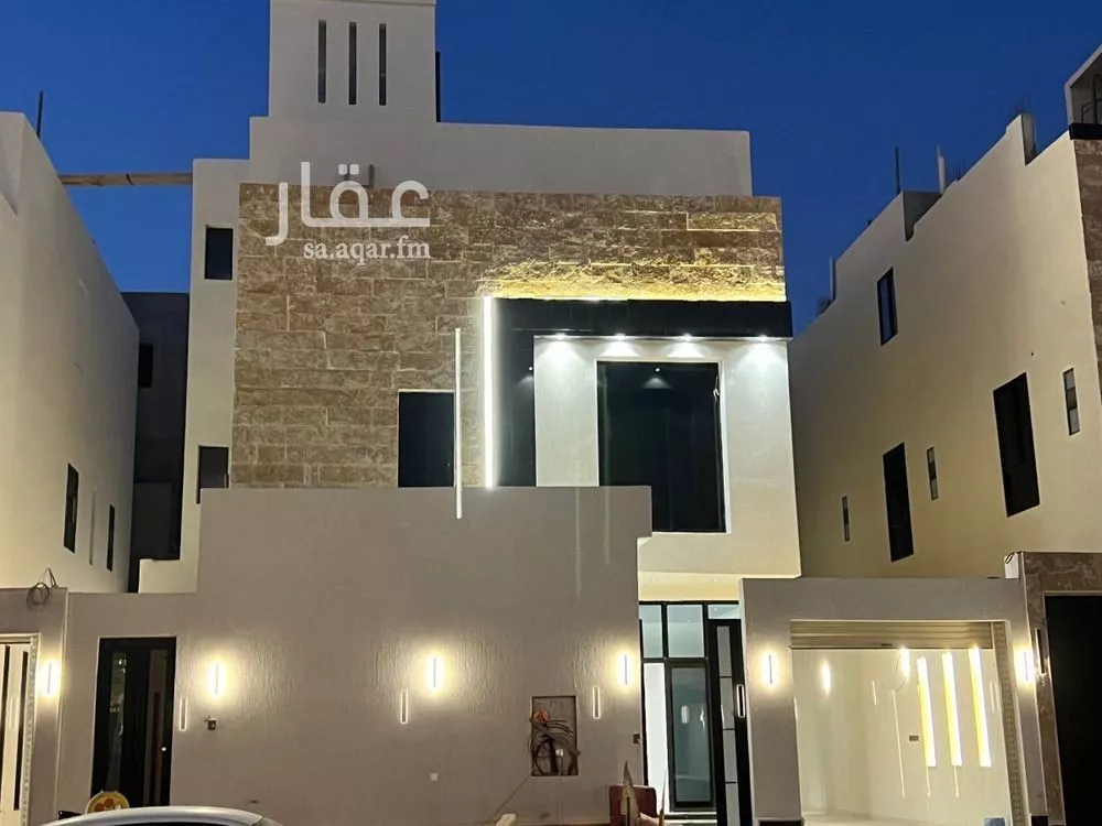 5 bedroom villa in Ash Sharq 3