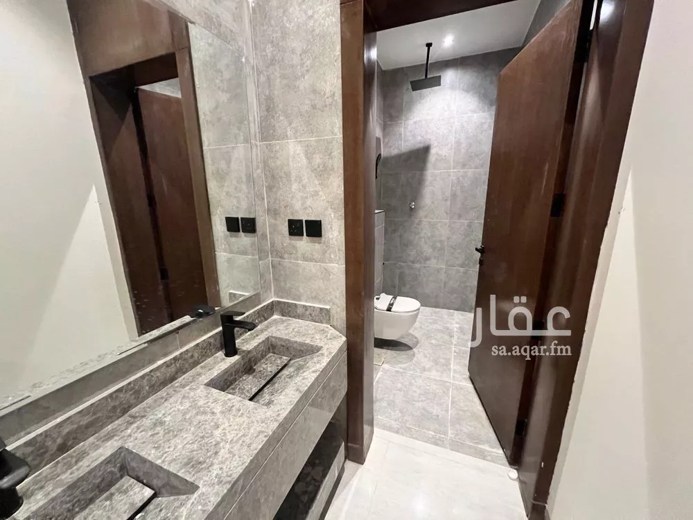 4 bedroom villa in Al Janadriyah, Riyadh 6