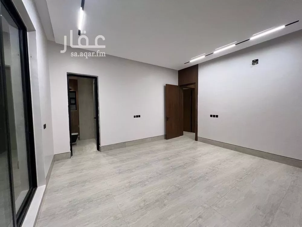 4 bedroom villa in Ash Sharq, Riyadh 16