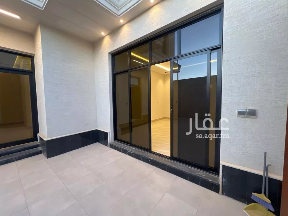 فيلا 5 غرف في الرمال 5