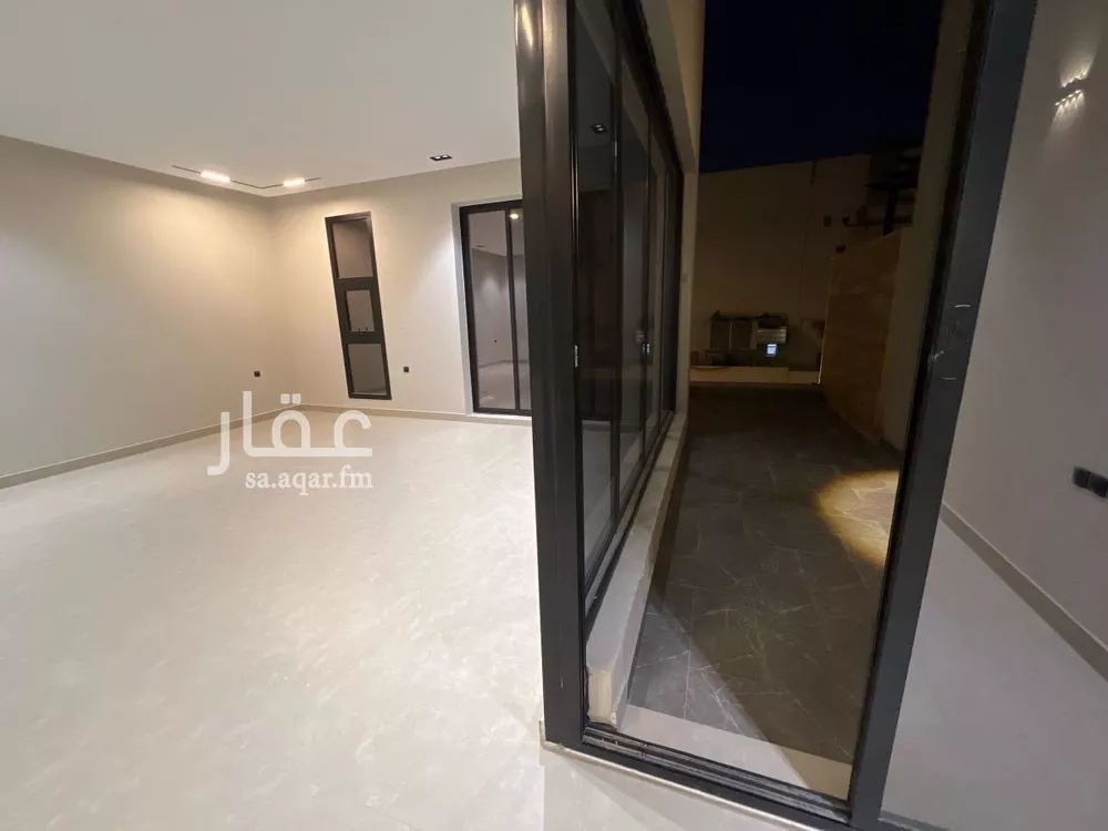 6 bedroom villa in Al Yarmouk, Riyadh 17