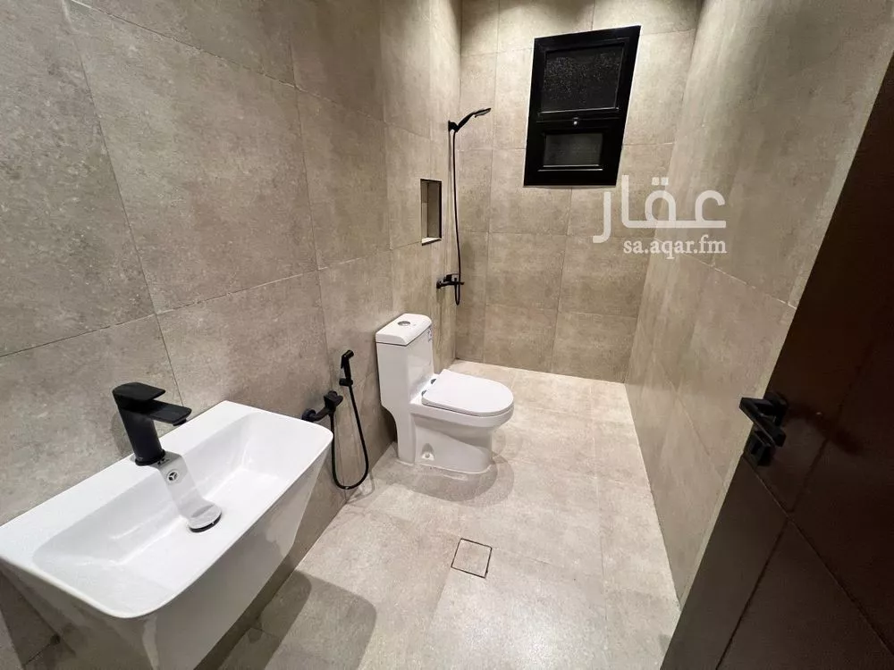 3 bedroom villa in Al Maizilah, Riyadh 21