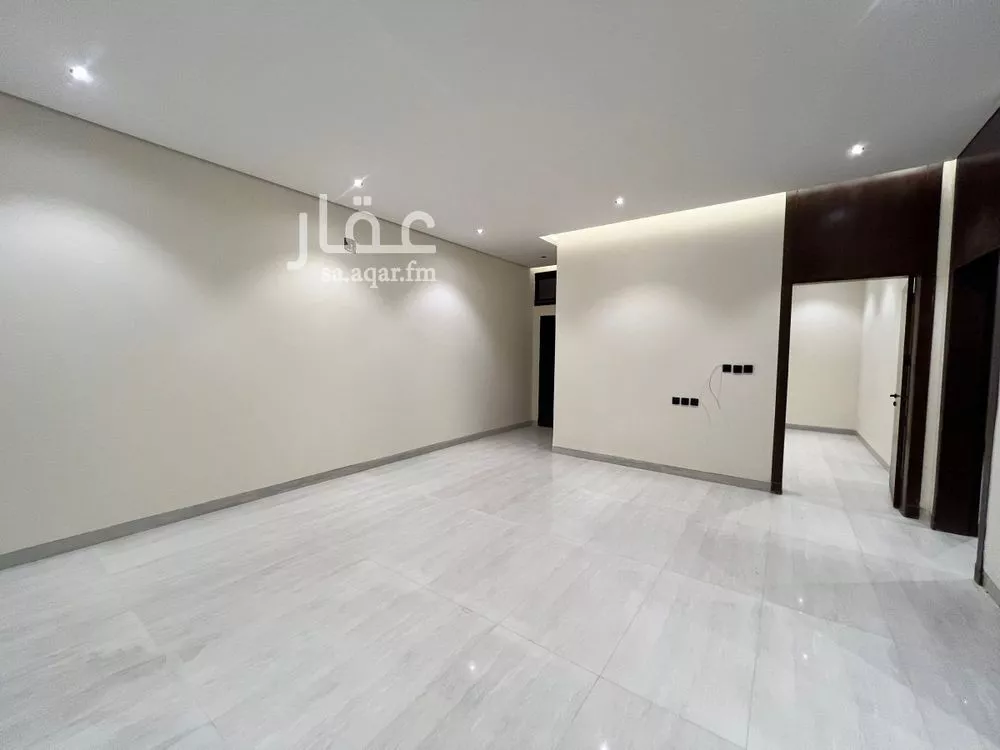 4 bedroom villa in Al Janadriyah, Riyadh 5