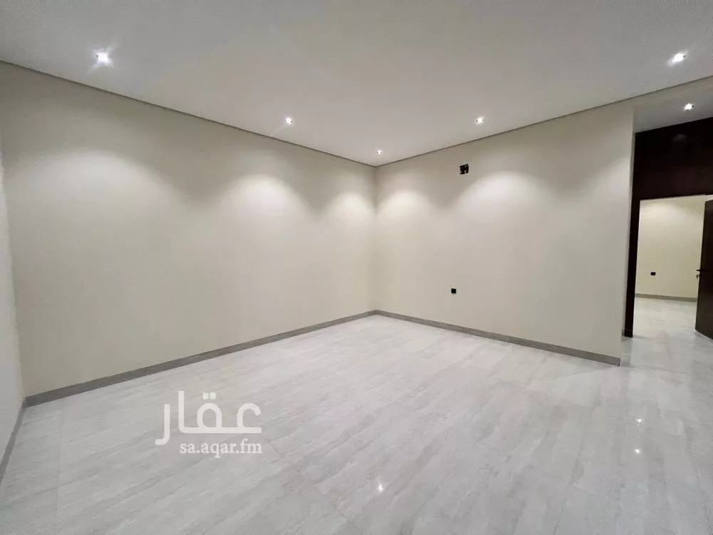 4 bedroom villa in Al Janadriyah, Riyadh 11