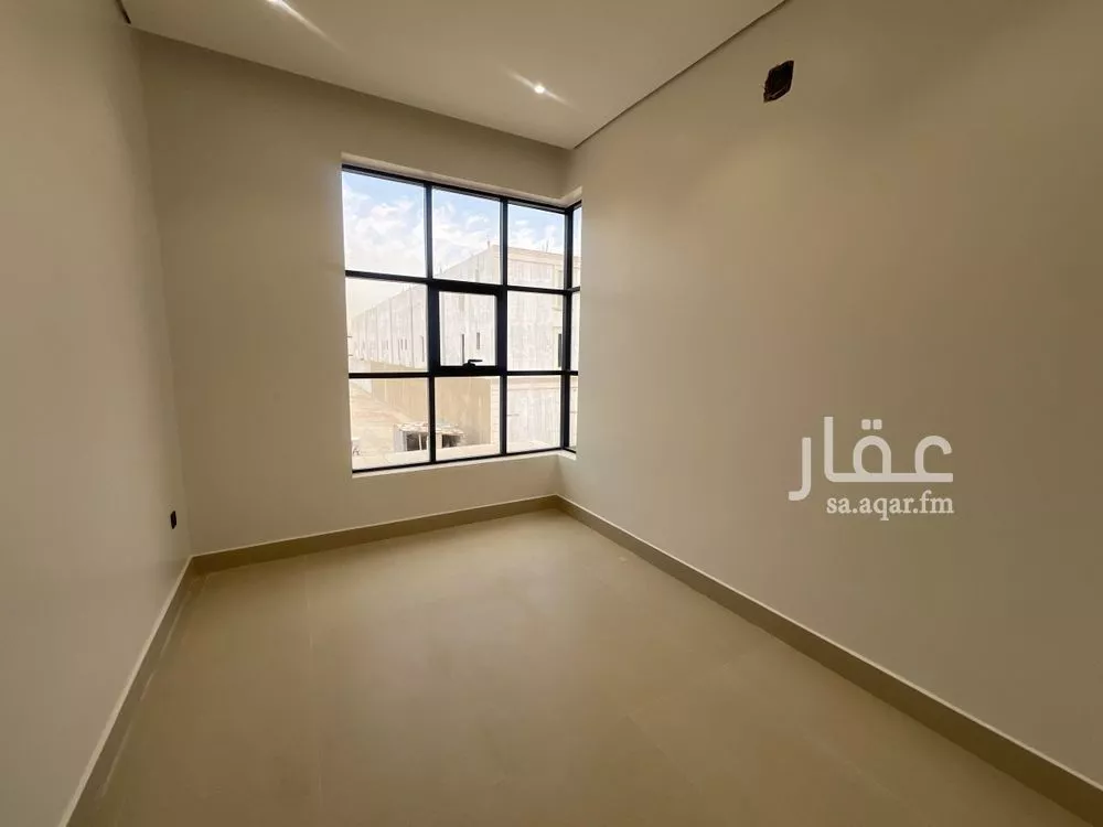4 bedroom apartment in Al Maizilah, Riyadh 8