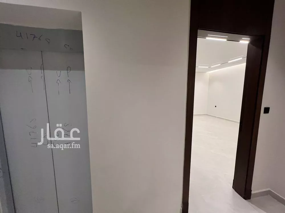 4 bedroom villa in Al Janadriyah, Riyadh 6