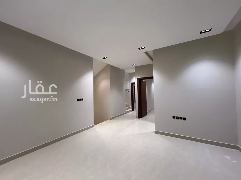 6 bedroom villa in Al Yarmouk, Riyadh 18