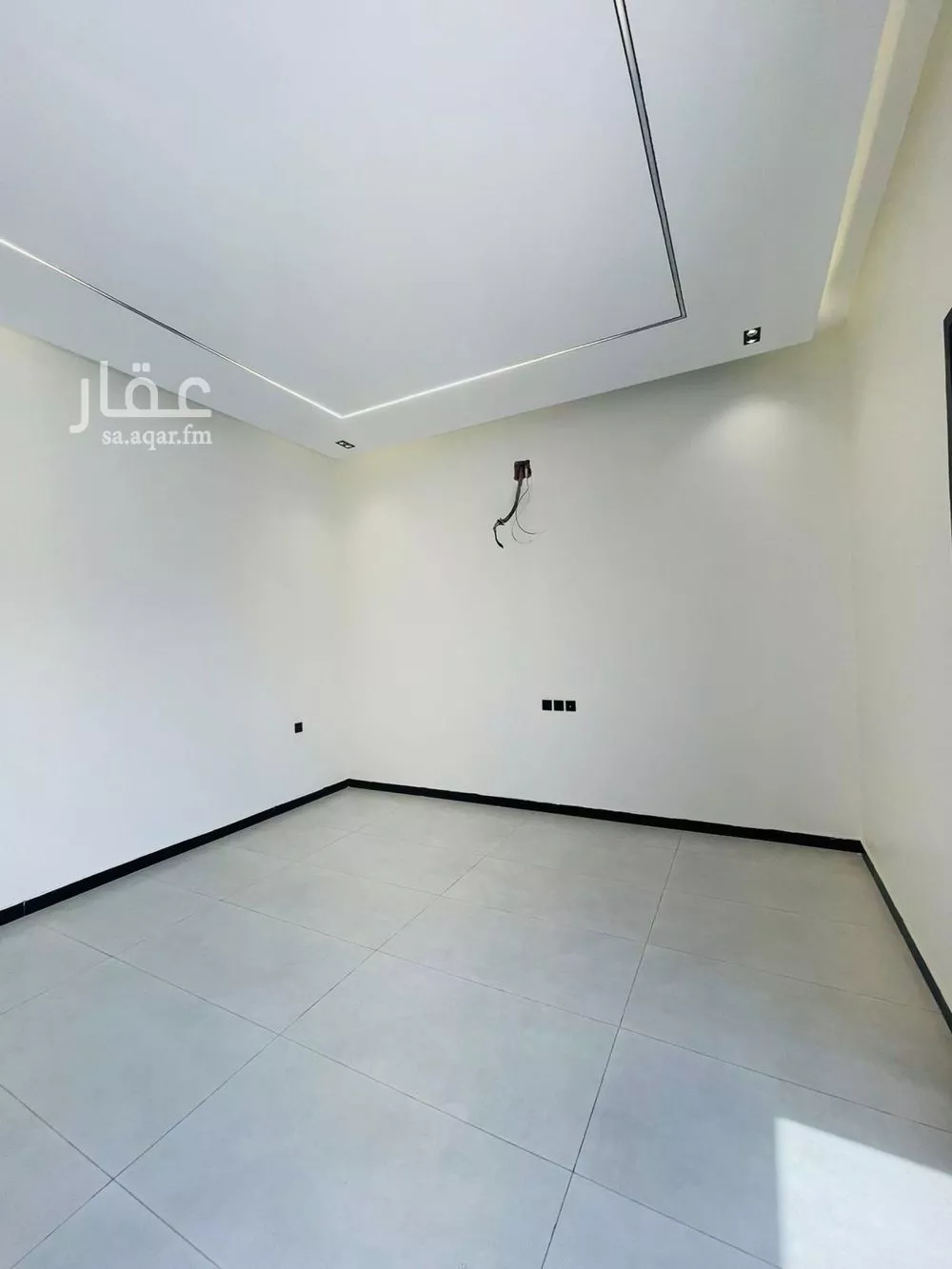 فيلا 4 غرف في الجنادرية 3