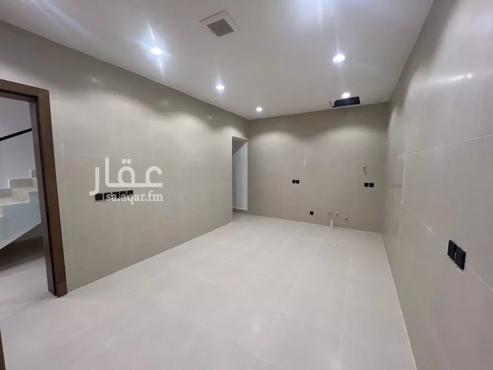 4 bedroom villa in Al Maizilah, Riyadh 10