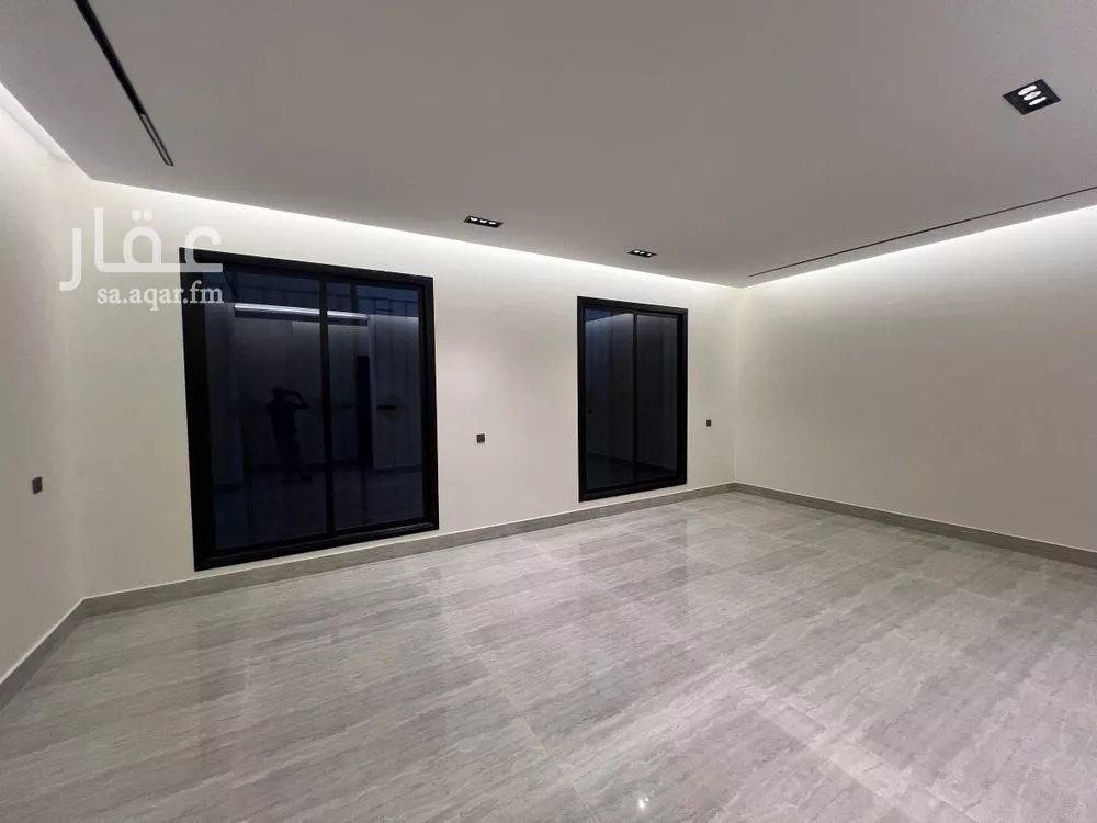 فيلا 5 غرف في الرمال 4