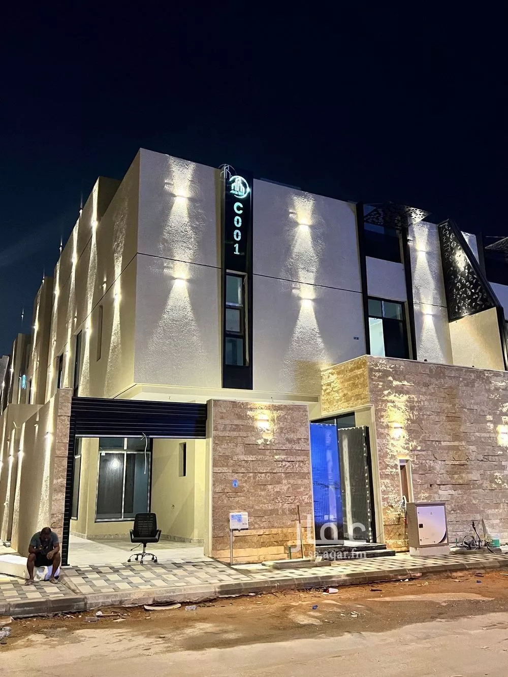 5 bedroom villa in Al Rimal 2