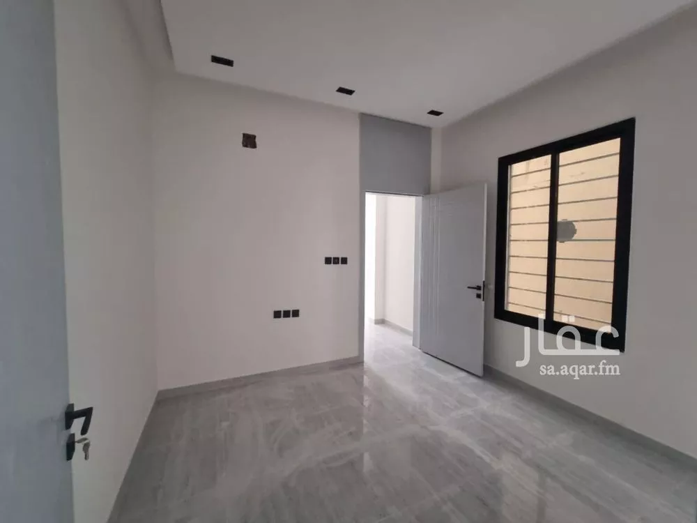 دور 4 غرف في بدر 4