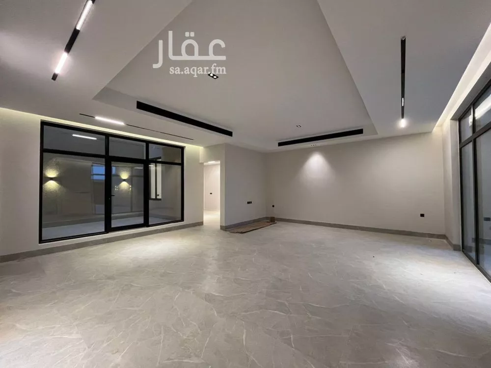 6 bedroom villa in Al Mahdiyyah 5