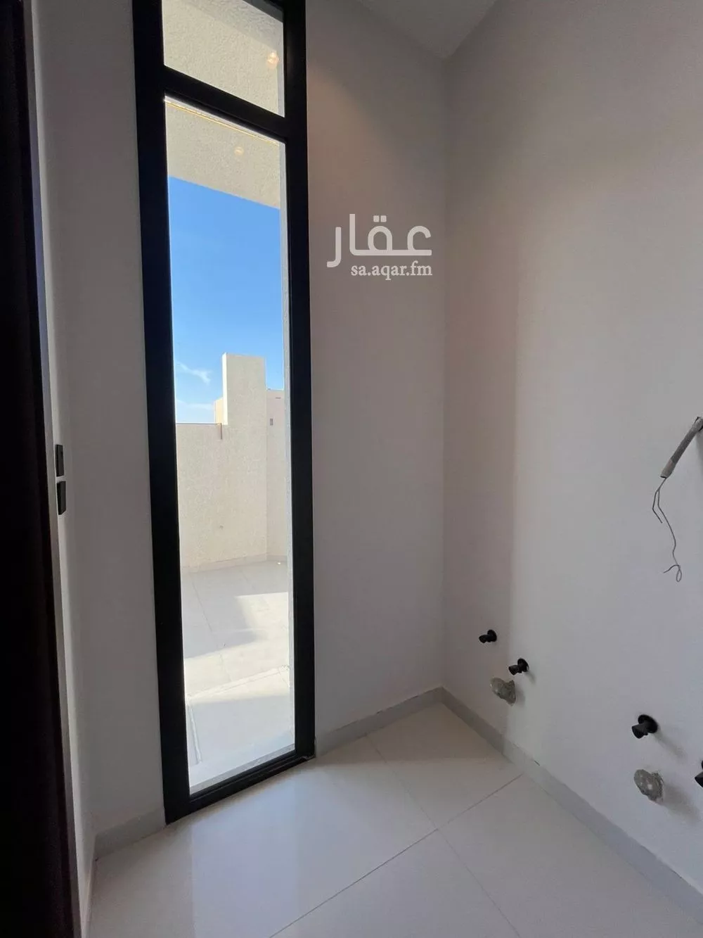 فيلا 6 غرف في المهدية 5